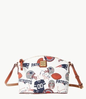 Multicolor Dooney And Bourke NFL Patriots Suki Women's Crossbody Bags | 72BTFJPEW