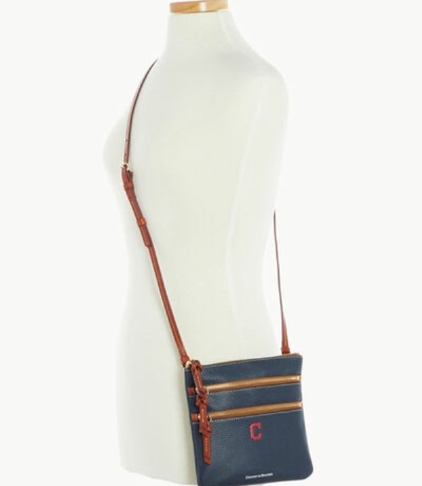 Black Dooney And Bourke MLB Indians Women's Crossbody Bags | 63NMYLUGK