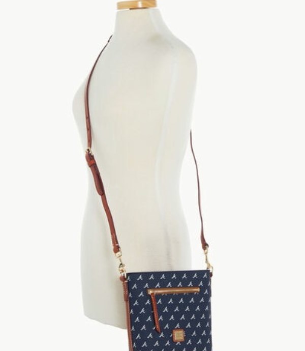 Blue Dooney And Bourke MLB Braves Small Zip Women's Crossbody Bags | 68IZPUALJ