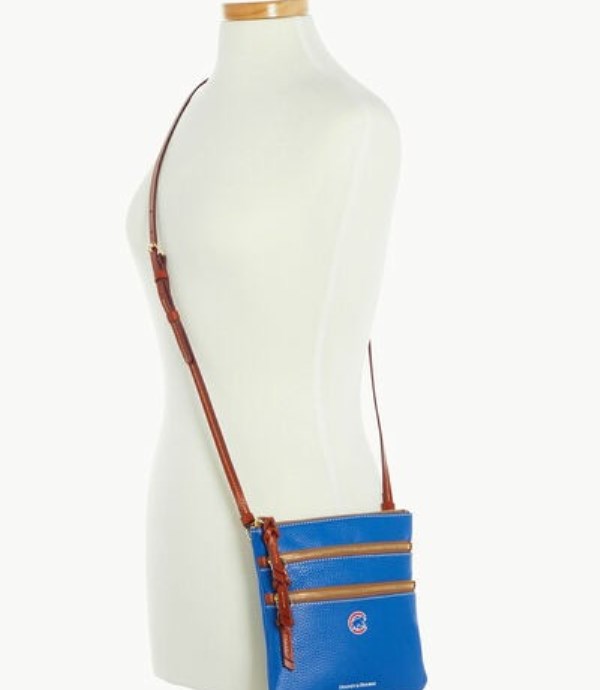 Blue Dooney And Bourke MLB Cubs Women's Crossbody Bags | 25NTJPWID