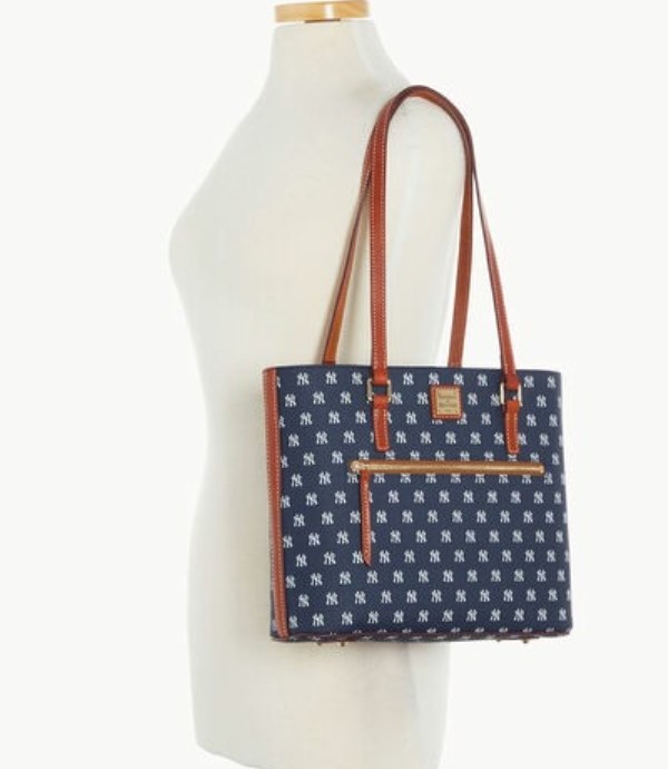 Blue Dooney And Bourke MLB Yankees Women's Shopper Bag | 09JNGFDIR