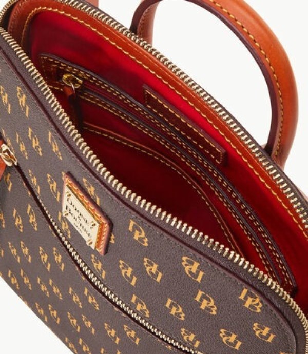 Brown Dooney And Bourke Gretta Women's Backpacks | 71OYRFSTC