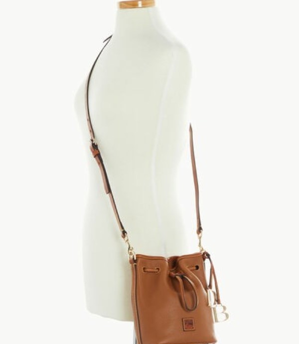 Brown Dooney And Bourke Pebble Grain Small Women's Shoulder Bags | 48LSZEKAQ